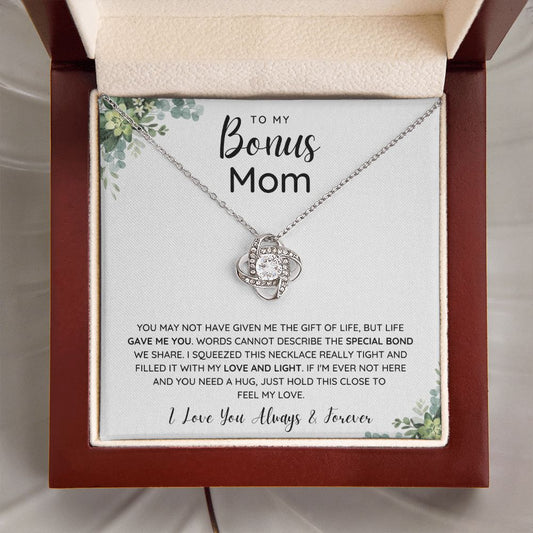 Bonus Mom - Love Knot Necklace